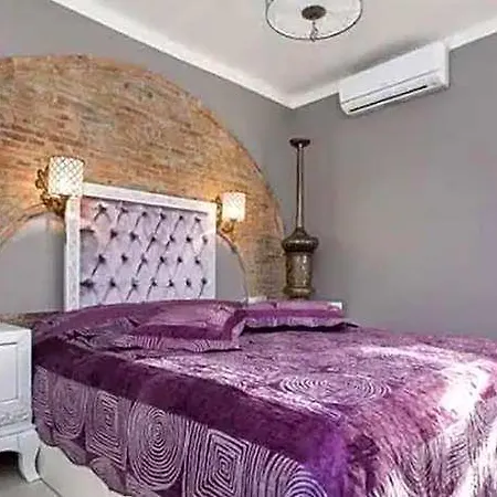 فندق Galatolia 3*